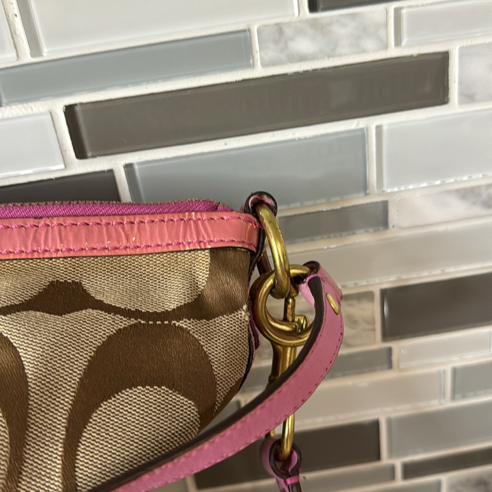COACH - 2009 Crossbody/Shoulder Bag - Picture 3 of 13